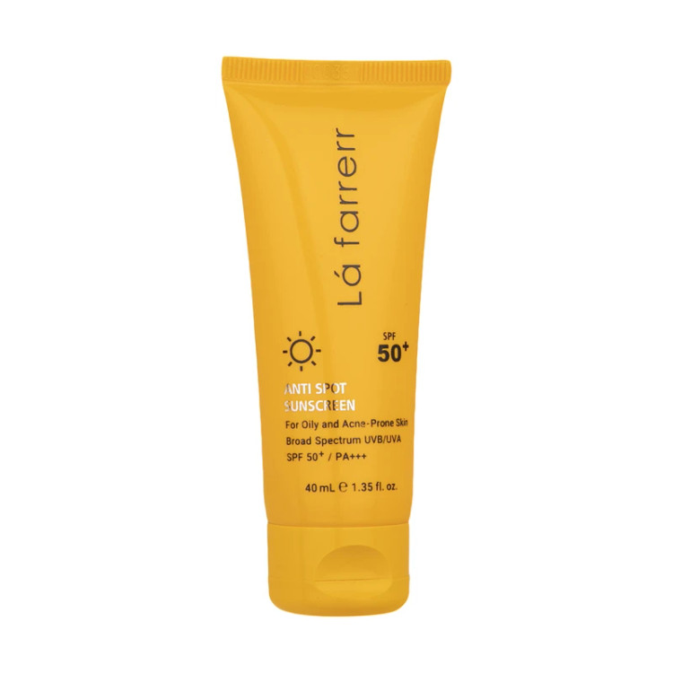 کرم ضدآفتاب و ضدلک بیرنگ لافارر مدل SPF50 حجم 40 میلیلیتر مناسب پوست چرب و آکنهای، محافظت UVA/UVB با +++PA، غیرکومدونزا، کنترل چربی، ضد جوش و آکنه، حفظ رطوبت و جلوگیری از لکهای آفتابی